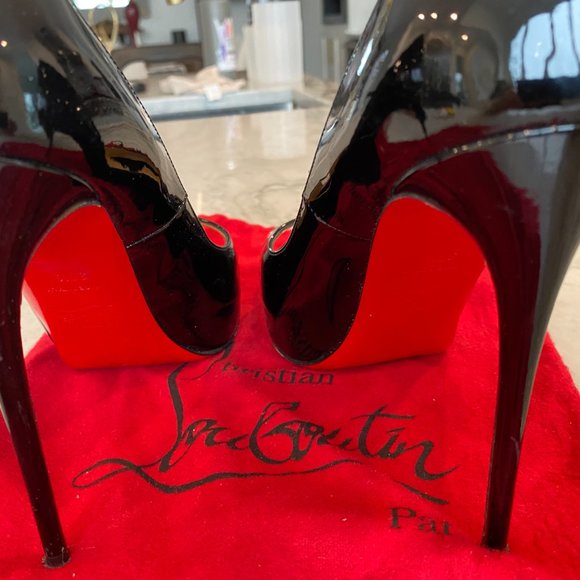 Christian Louboutin New Very Prive Black Patent Calf Leather - Picture 5 of 6